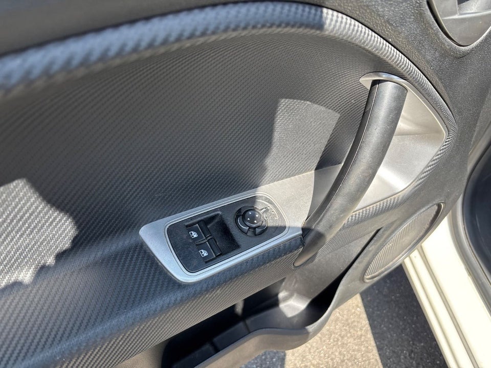 Alfa Romeo MiTo 1,3 JTDm 85 Distinctive 3d