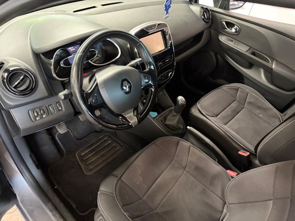 Renault Clio IV 0,9 TCe 90 Expression Sport Tourer 5d