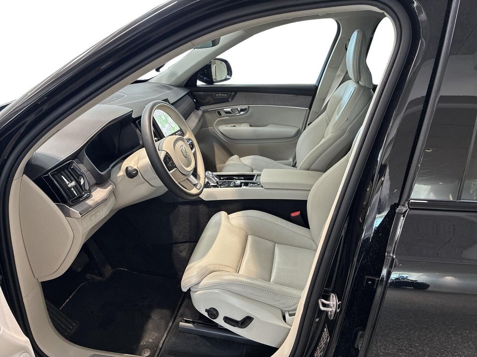 Volvo XC90 2,0 T8 ReCharge Ultra Dark aut. AWD 7prs 5d