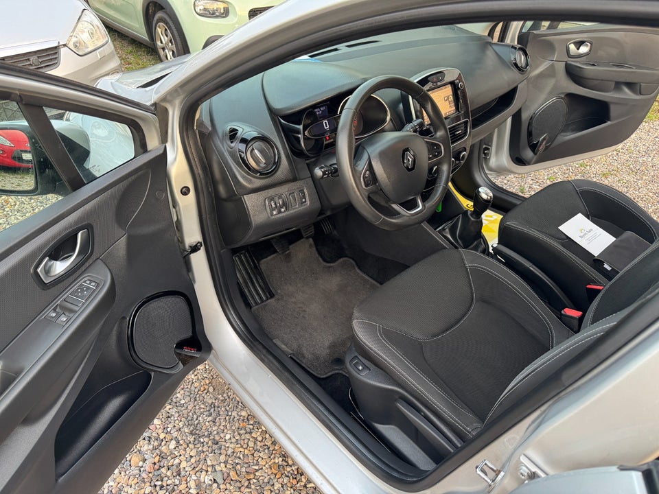Renault Clio IV 1,5 dCi 90 Dynamique Sport Tourer 5d
