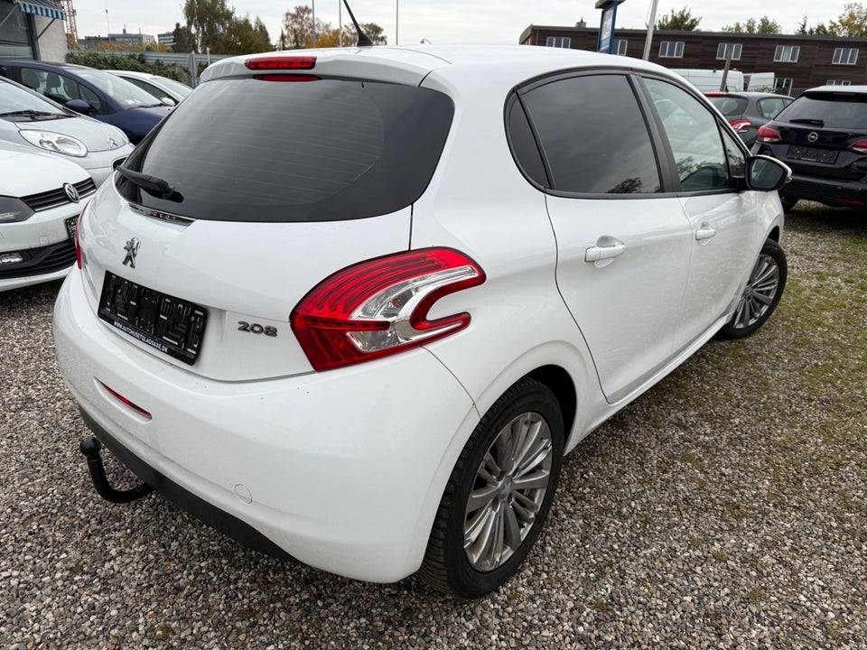 Peugeot 208 1,2 VTi Active 5d