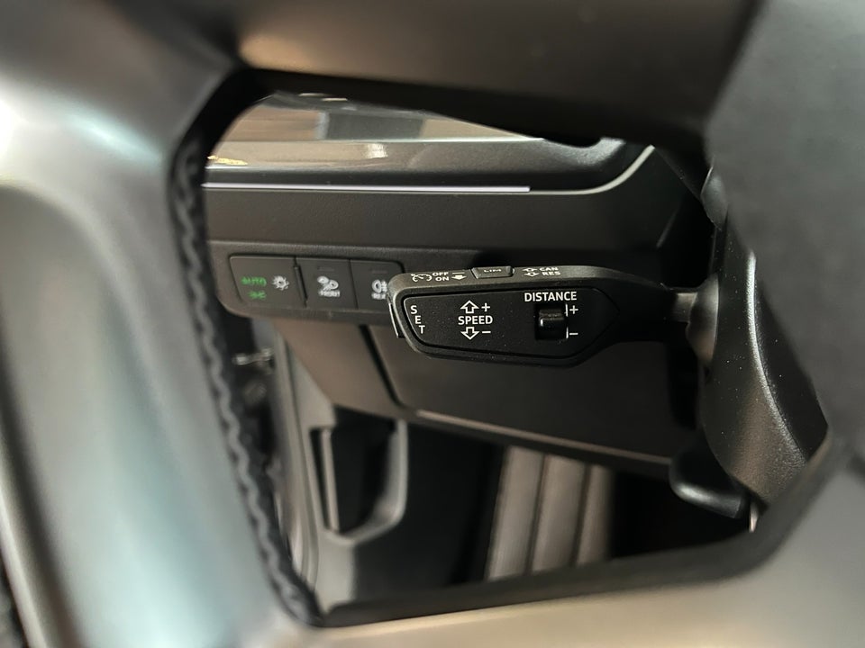 Audi Q4 e-tron 45 S-line 5d