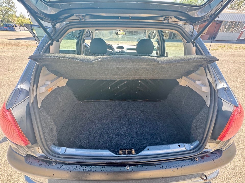 Peugeot 206 1,4 Edition 5d