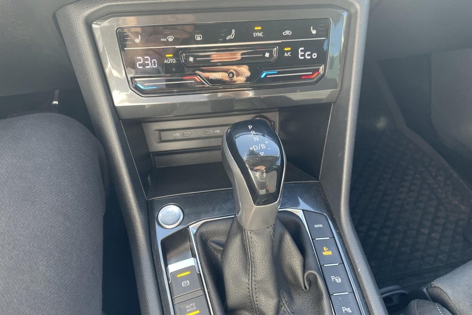 VW Tiguan 1,4 eHybrid Elegance DSG 5d