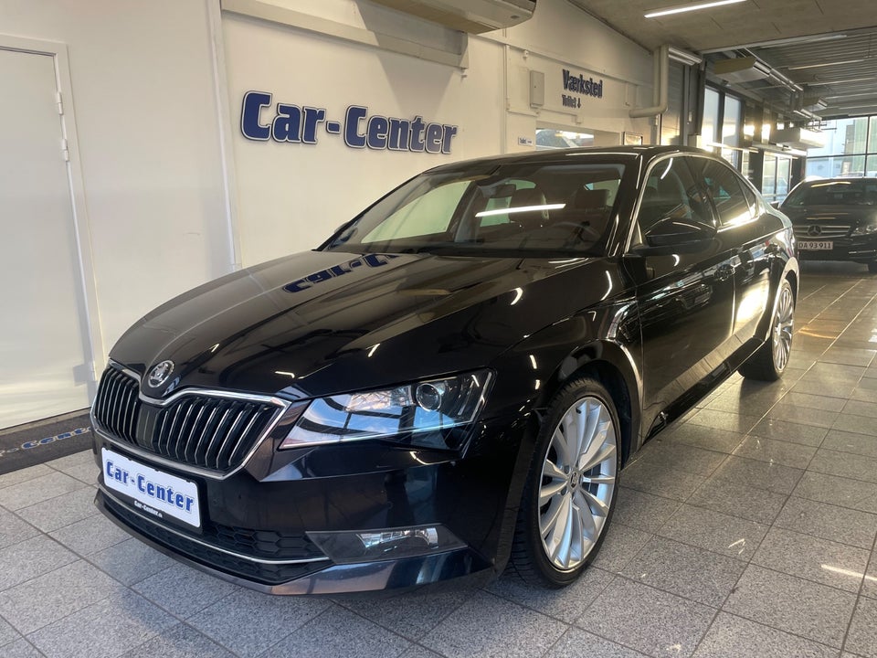 Skoda Superb 2,0 TDi 190 Style Combi DSG 4x4 5d
