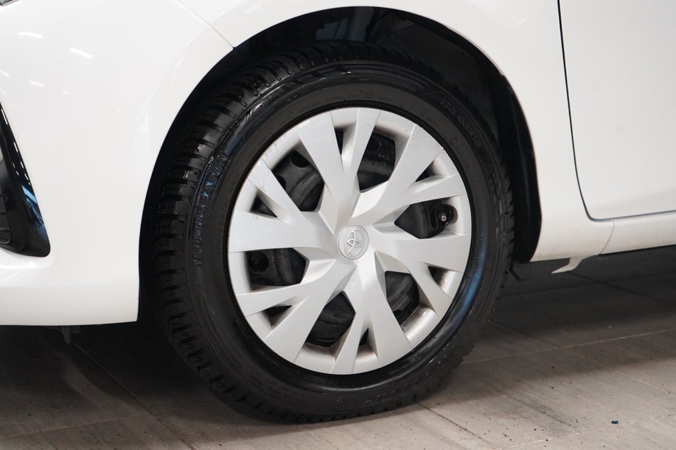 Toyota Yaris 1,5 Hybrid H2 e-CVT 5d