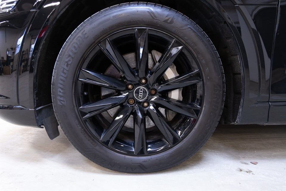 Audi Q8 e-tron 50 Advanced quattro 5d