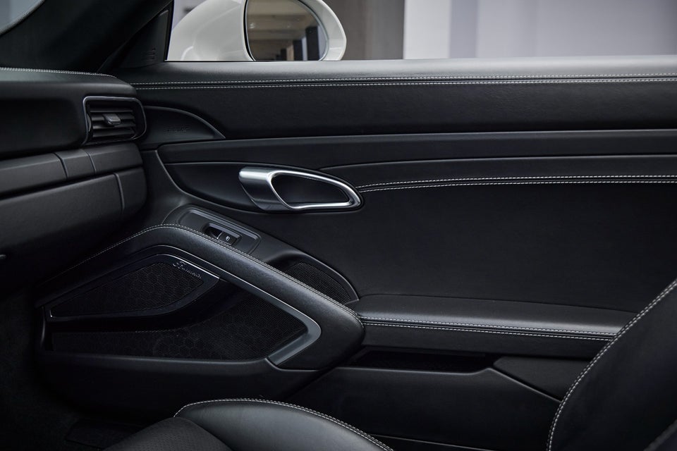 Porsche 911 Targa 4 GTS 3,0 PDK 2d