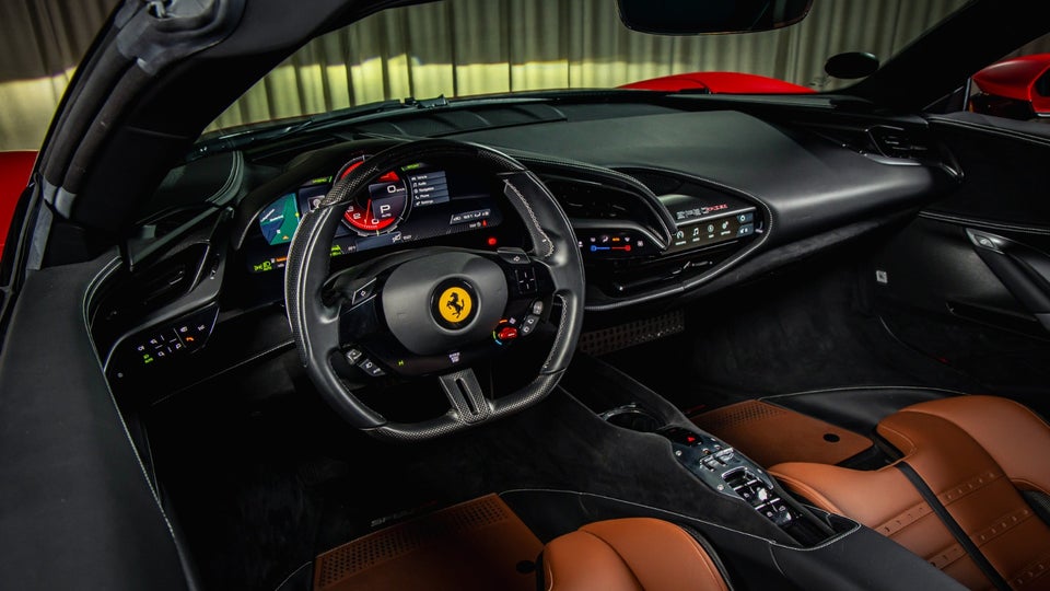 Ferrari SF90 Spider 4,0 DCT 2d