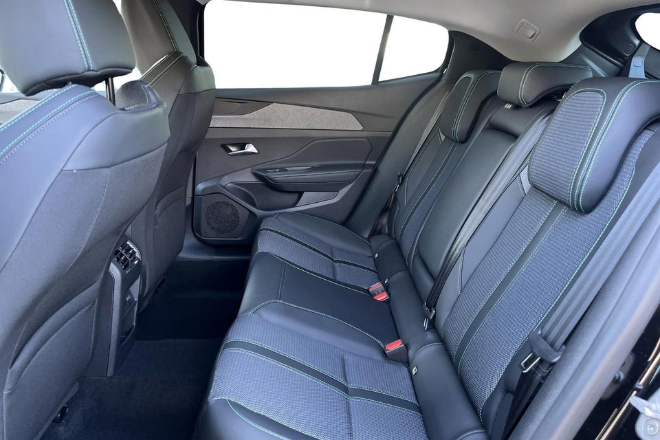 Peugeot e-408 58 Allure 5d