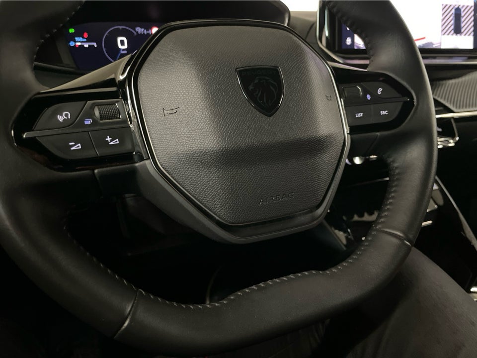 Peugeot 2008 1,2 PureTech 100 Allure 5d