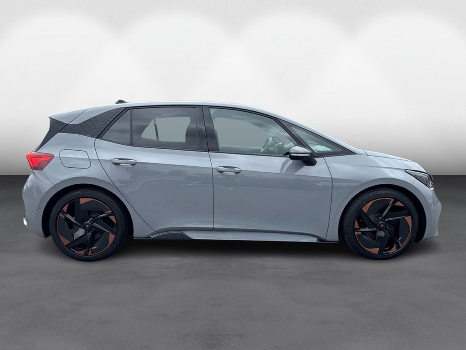 Cupra Born 58  5d