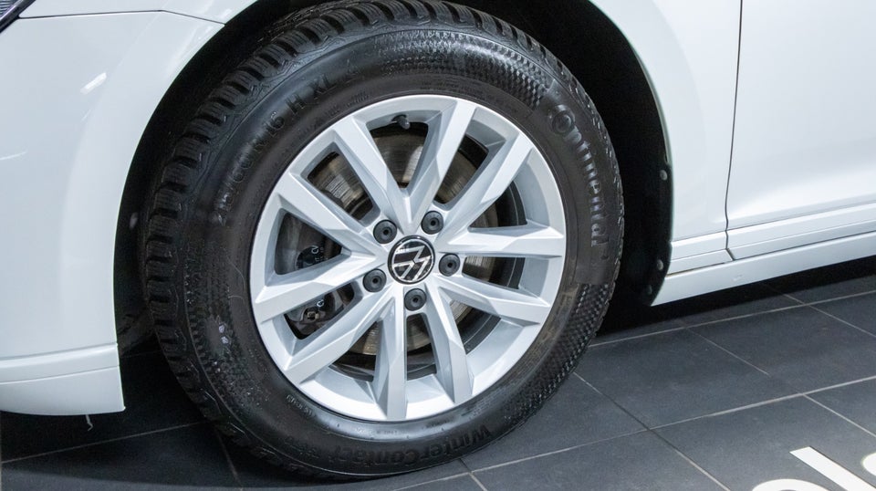 VW Passat 2,0 TDi 122 Business Variant DSG 5d