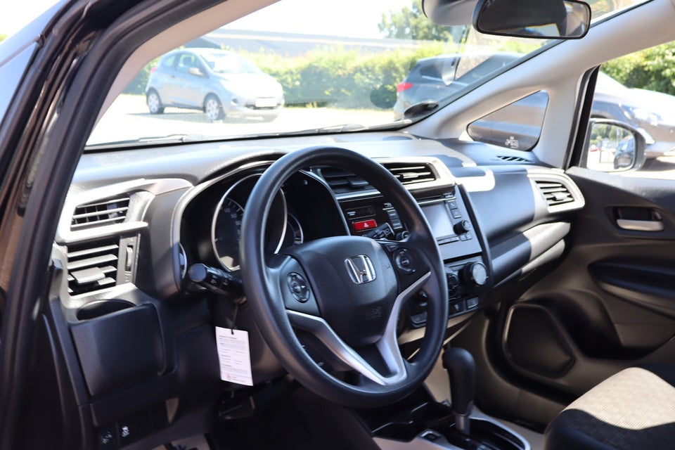Honda Jazz 1,3 i-VTEC Elegance CVT 5d