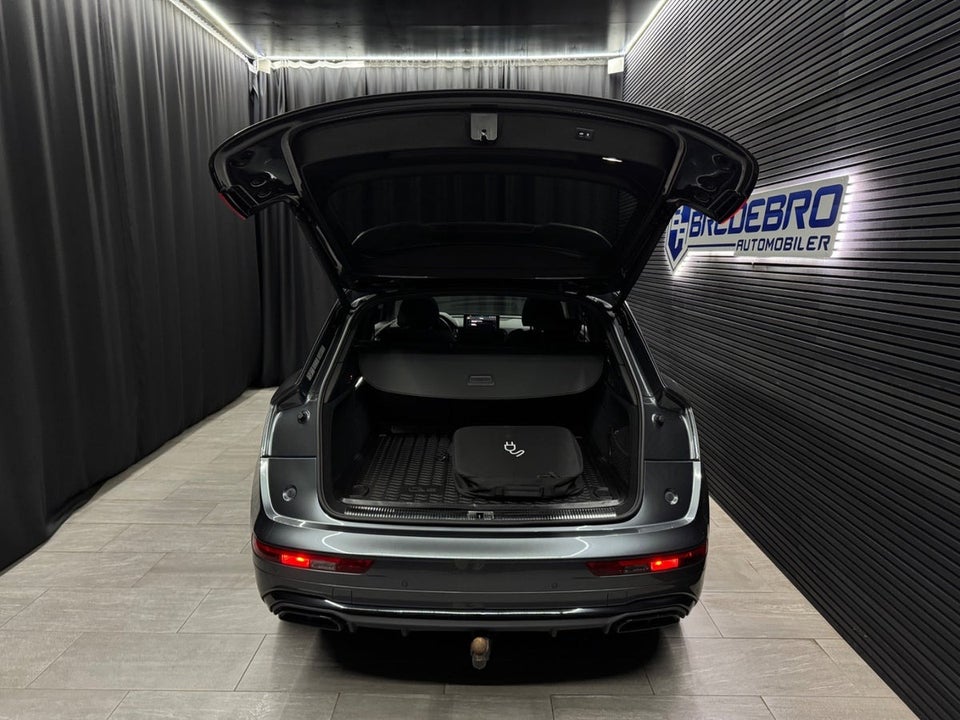 Audi Q5 50 TFSi e S-line quattro S-tr. 5d