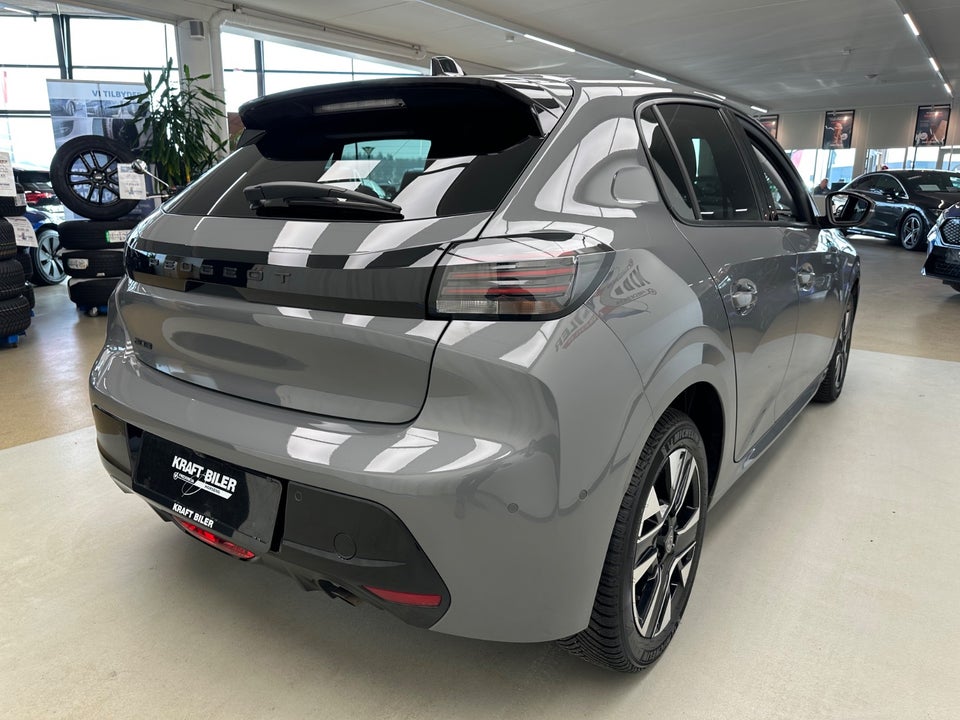 Peugeot 208 1,2 PureTech 100 Allure 5d