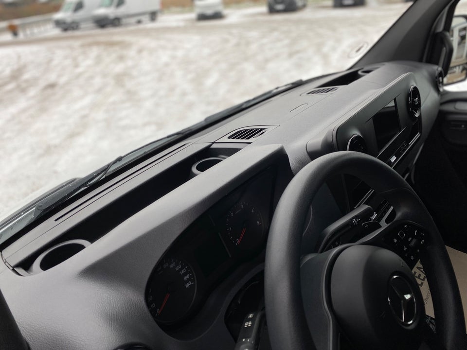Mercedes Sprinter 317 2,0 CDi A2 Kassevogn aut. RWD