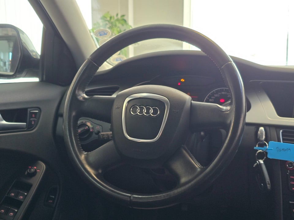 Audi A4 2,0 TDi 143 4d