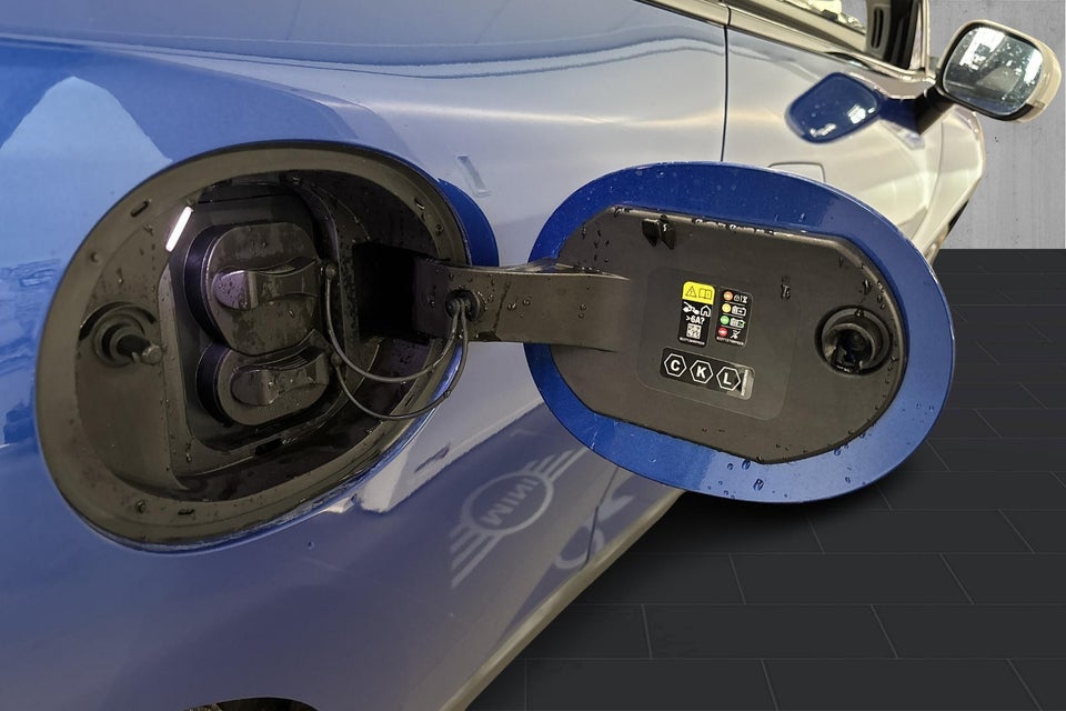 MINI Cooper E Classic Trim S 3d