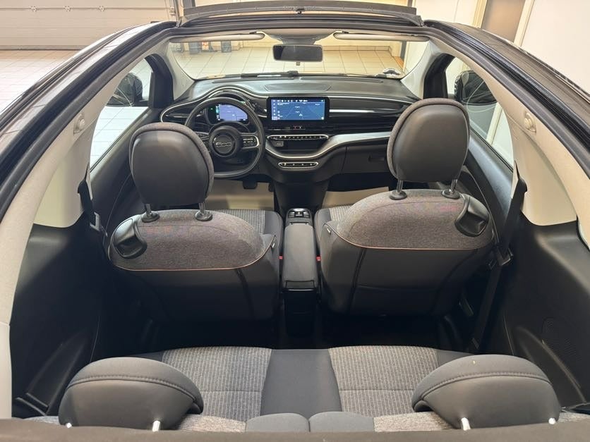 Fiat 500e 42 Icon Cabrio 2d