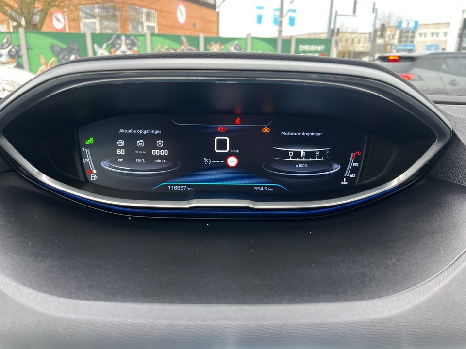 Peugeot 3008 1,2 e-THP 130 Allure 5d