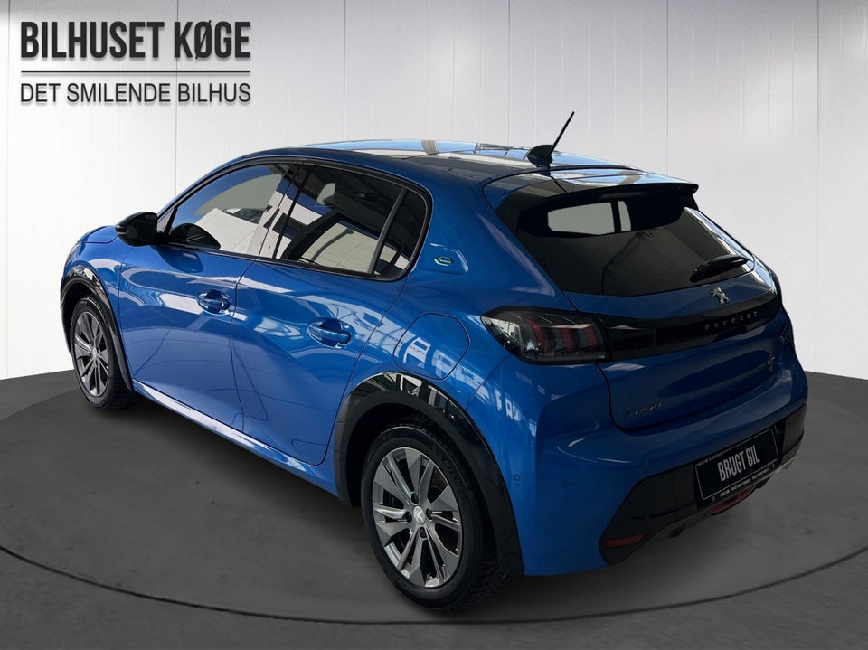 Peugeot e-208 50 GT Sky 5d