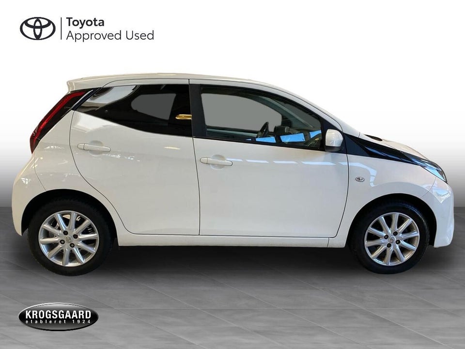 Toyota Aygo 1,0 VVT-i x-press 5d