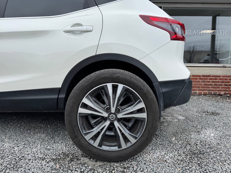 Nissan Qashqai 1,2 Dig-T 115 N-Connecta 5d