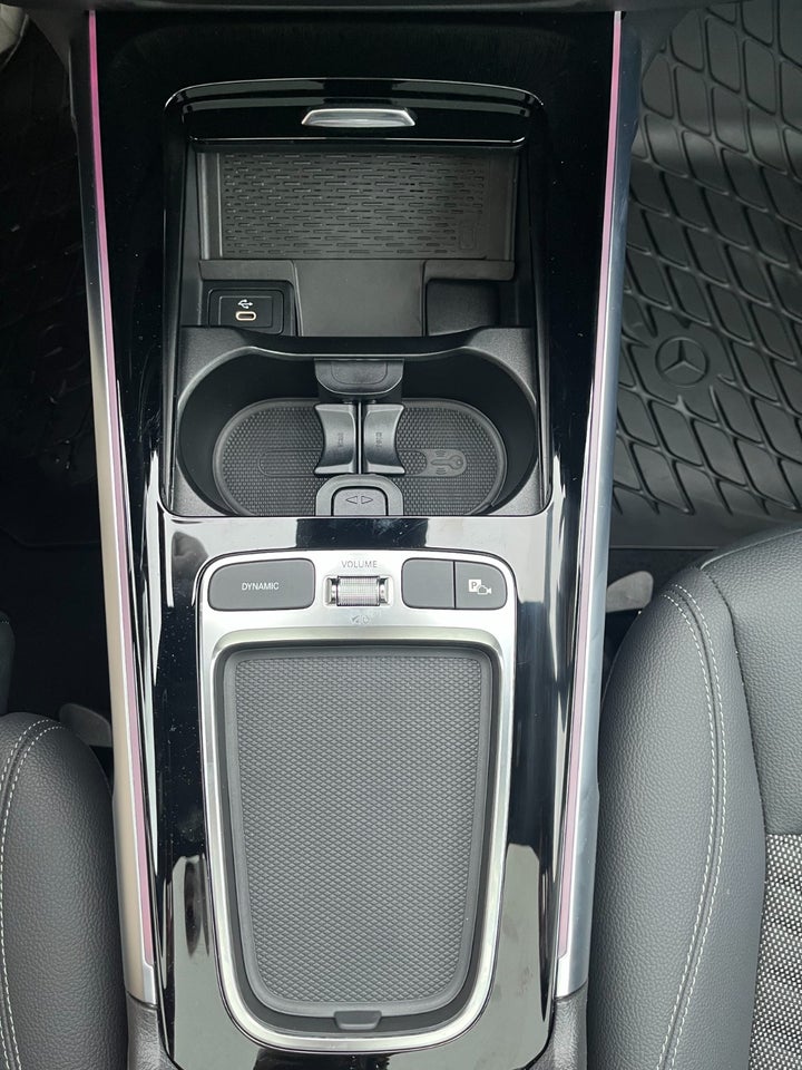 Mercedes EQB250+ Progressive 5d