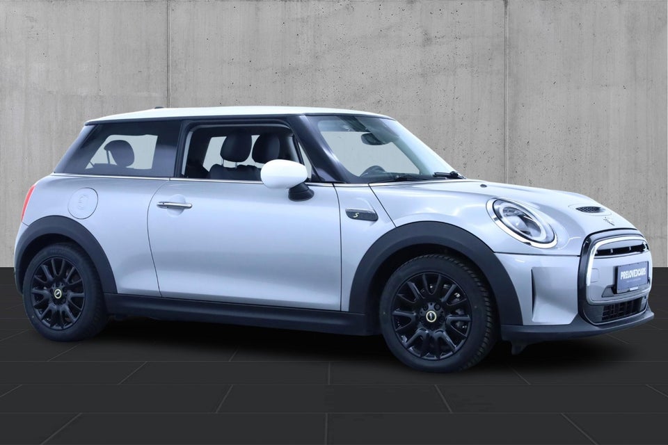 MINI Cooper SE Classic Trim 3d