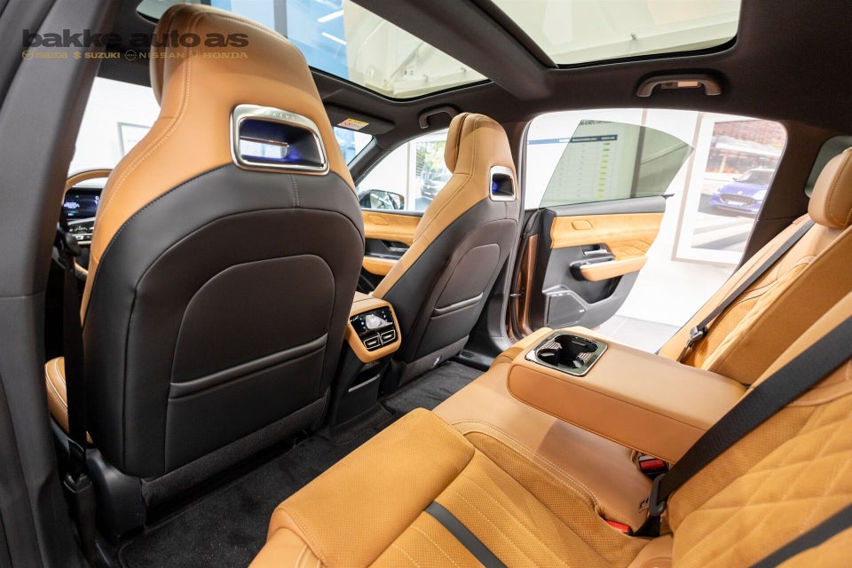 Mazda 6e Takumi+ Long Range 5d