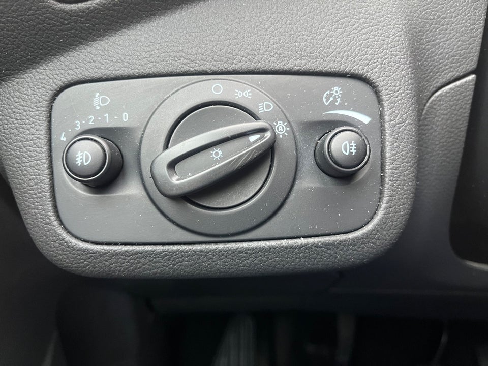 Ford C-MAX 1,0 SCTi 125 Titanium 5d