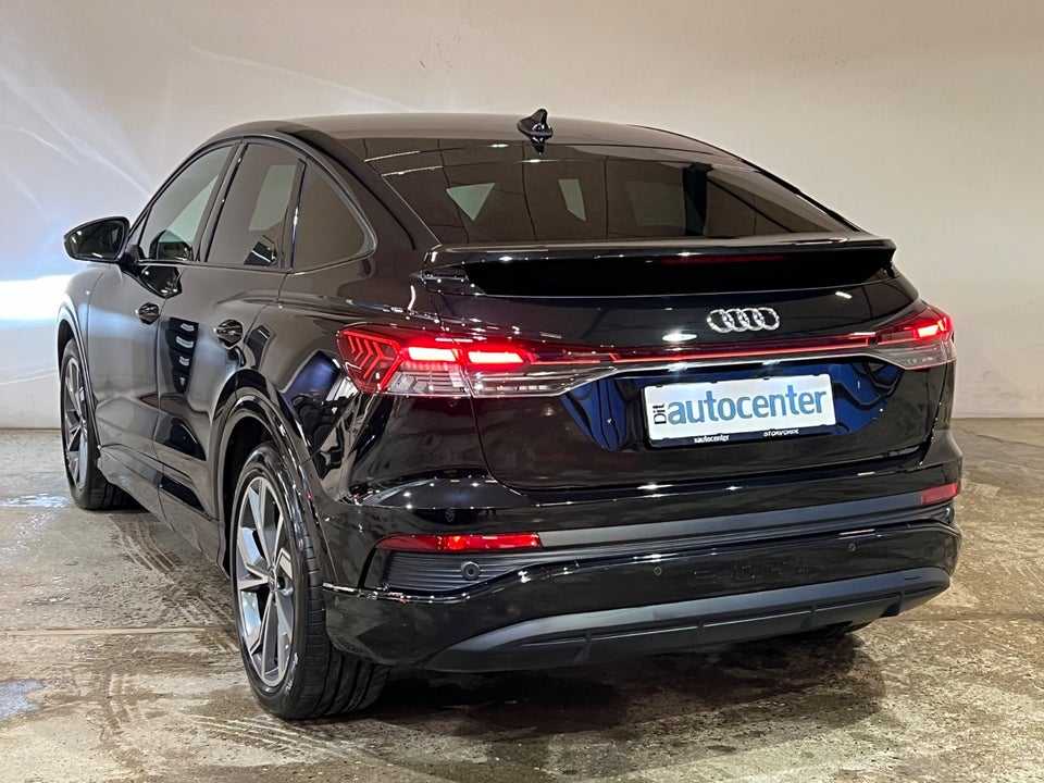 Audi Q4 e-tron 40 S-line Sportback 5d