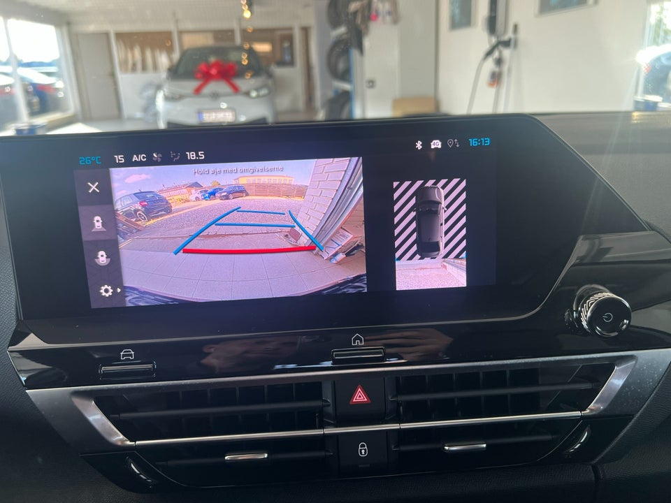 Citroën ë-C4 X 50 Max 4d