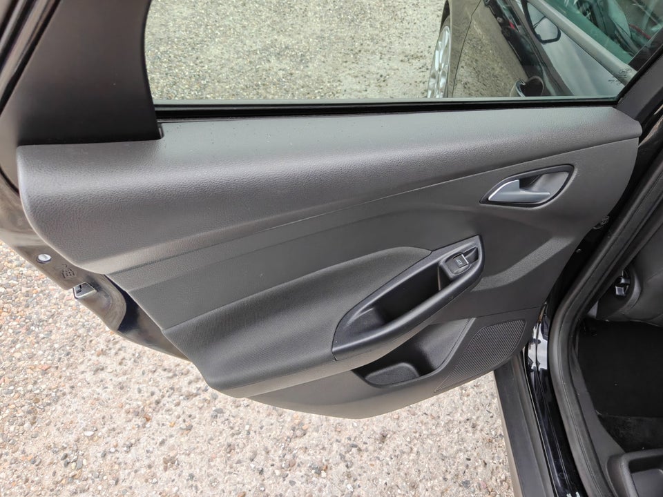 Ford Focus 1,0 SCTi 125 Fun stc. 5d