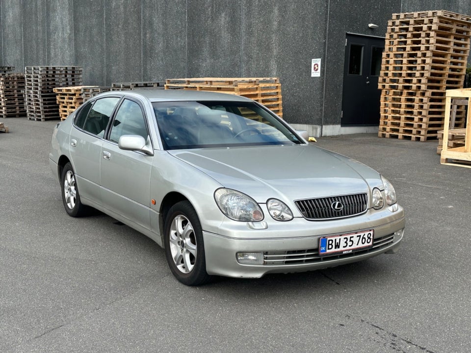 Lexus GS300 3,0 Luxus aut. 4d