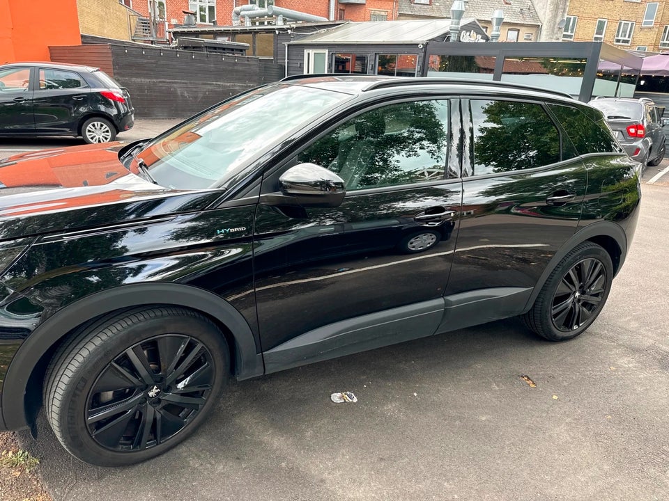 Peugeot 3008 1,6 Hybrid GT Black Pack EAT8 5d