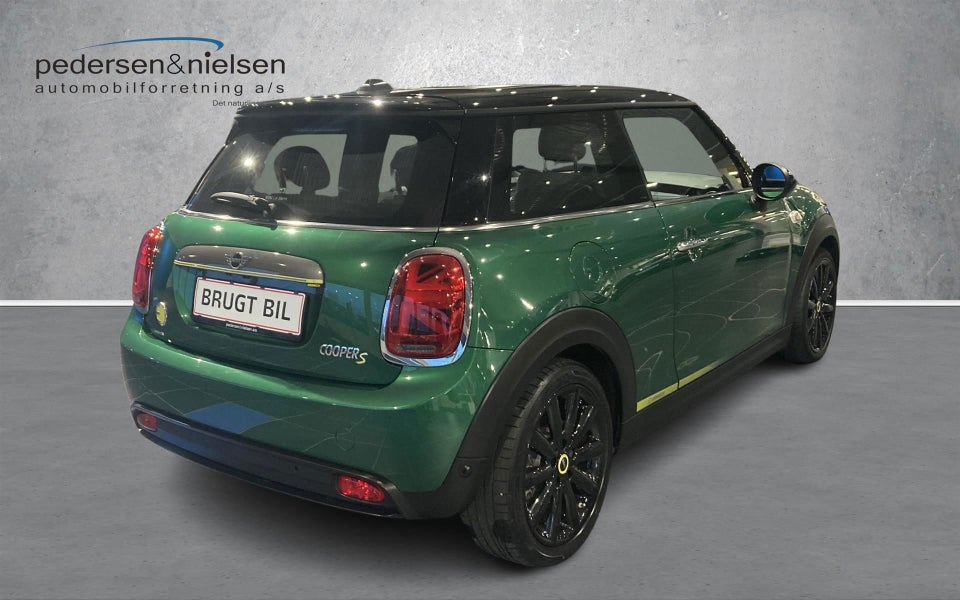 MINI Cooper SE Trim M Greenwich 3d