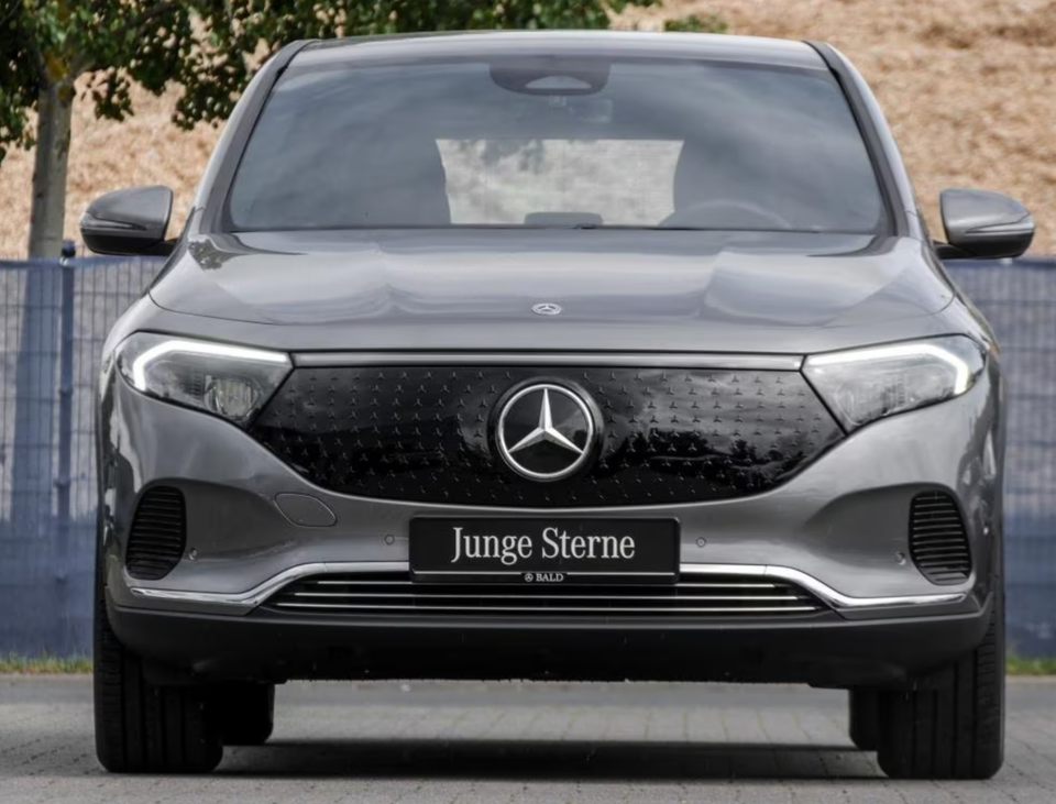 Mercedes EQA250+ Progressive Advance 5d