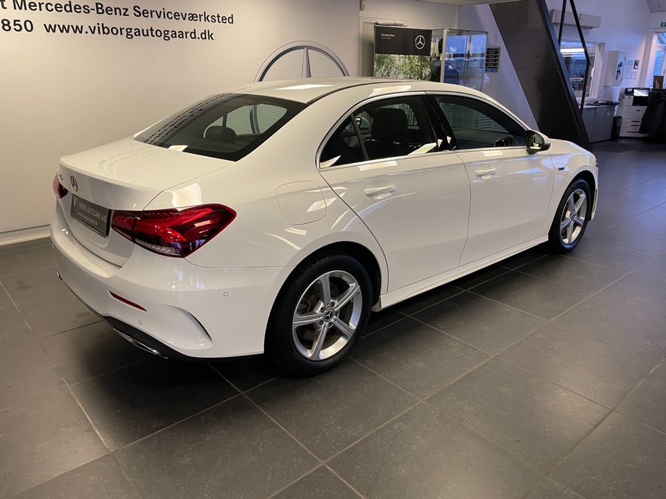 Mercedes A250 e 1,3 AMG Line aut. 4d