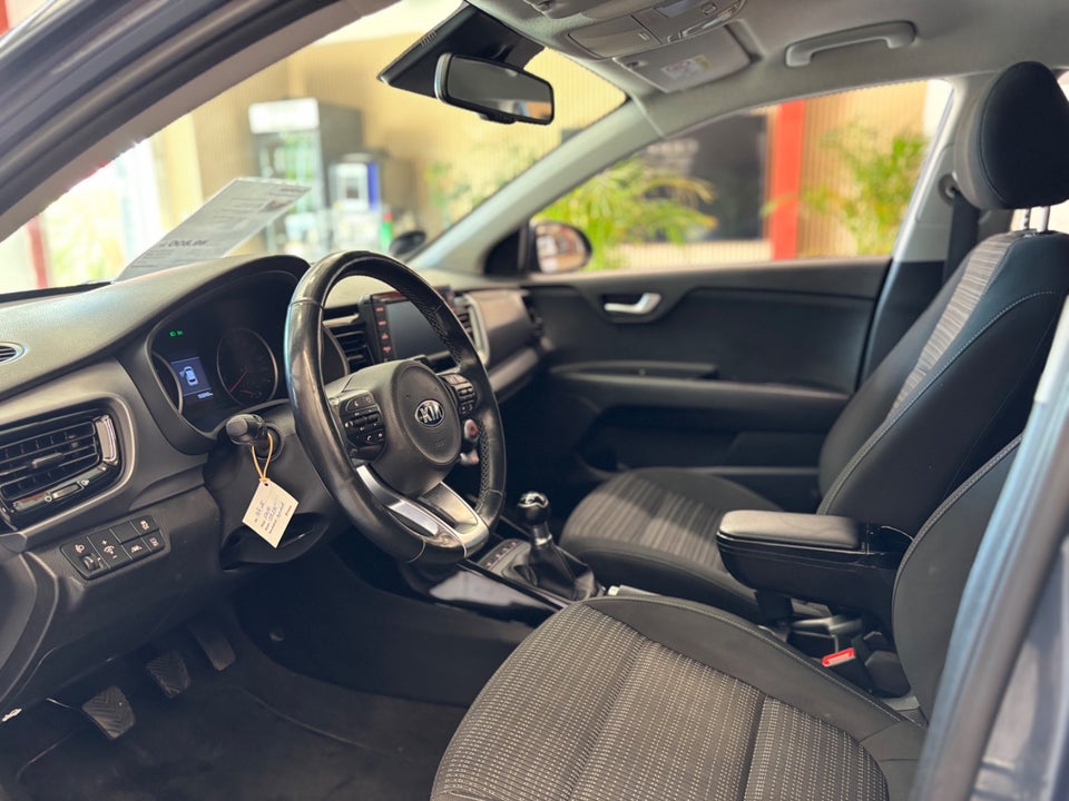 Kia Stonic 1,2 Advance Intro 5d