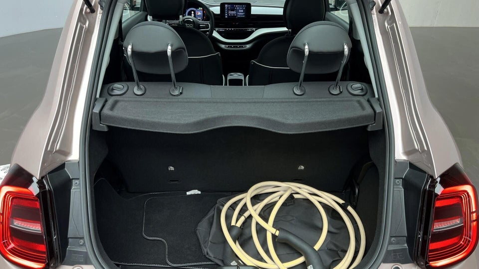 Fiat 500e 24 Icon 3d