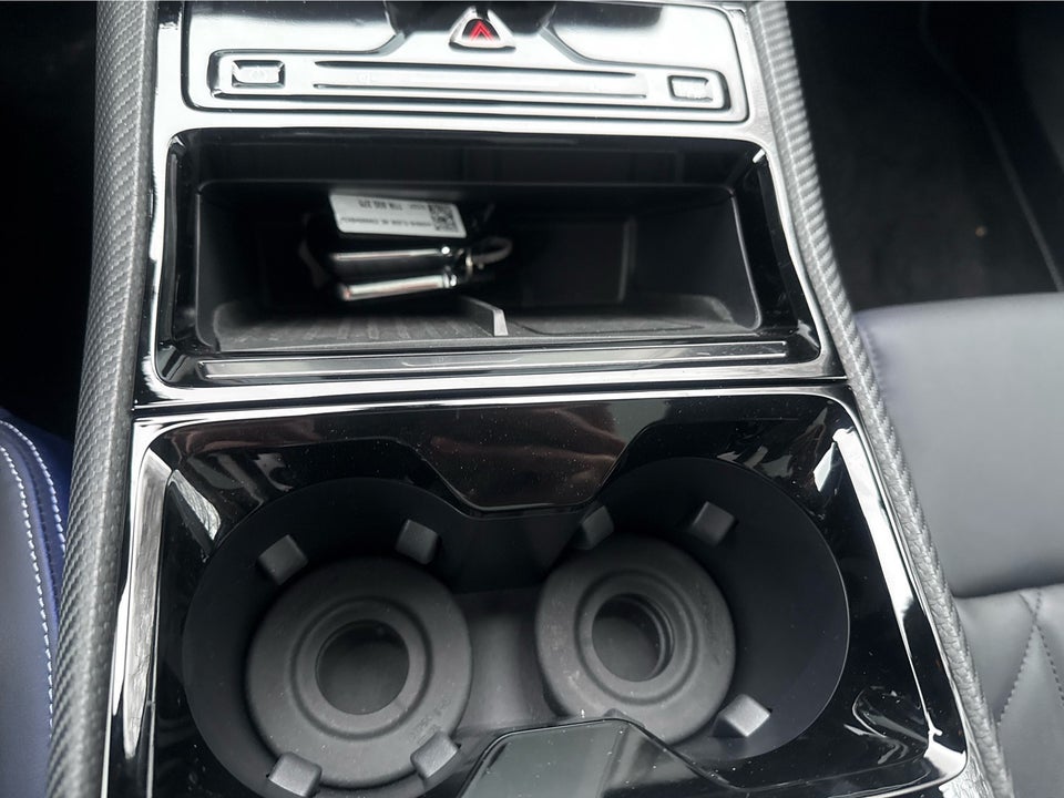 Ford Explorer 82 Premium Extended Range 5d