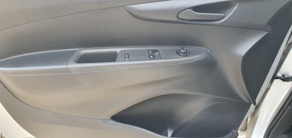 Opel Karl 1,0 Enjoy 5d