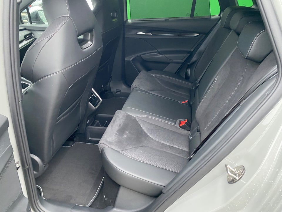 Skoda Elroq 60 iV Sportline 5d