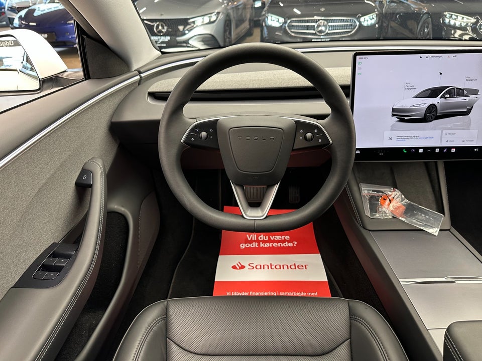 Tesla Model 3 RWD 4d