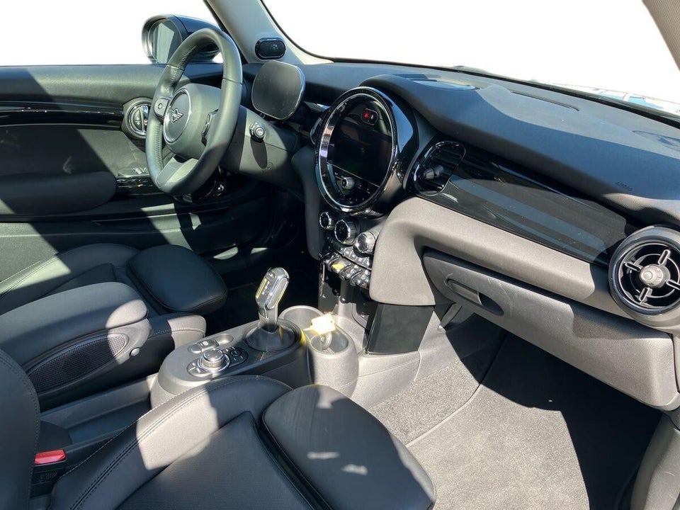 MINI Cooper SE Edition Premium Plus 3d