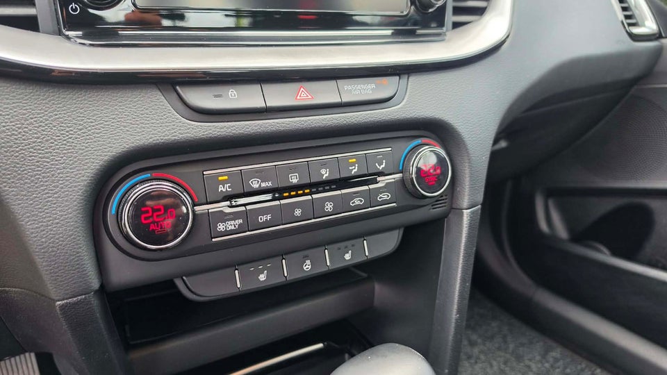 Kia Ceed 1,6 PHEV Prestige SW DCT 5d