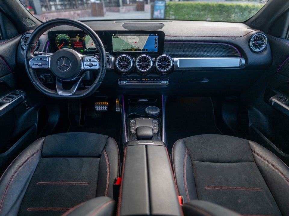 Mercedes EQB300 AMG Line 4Matic 5d
