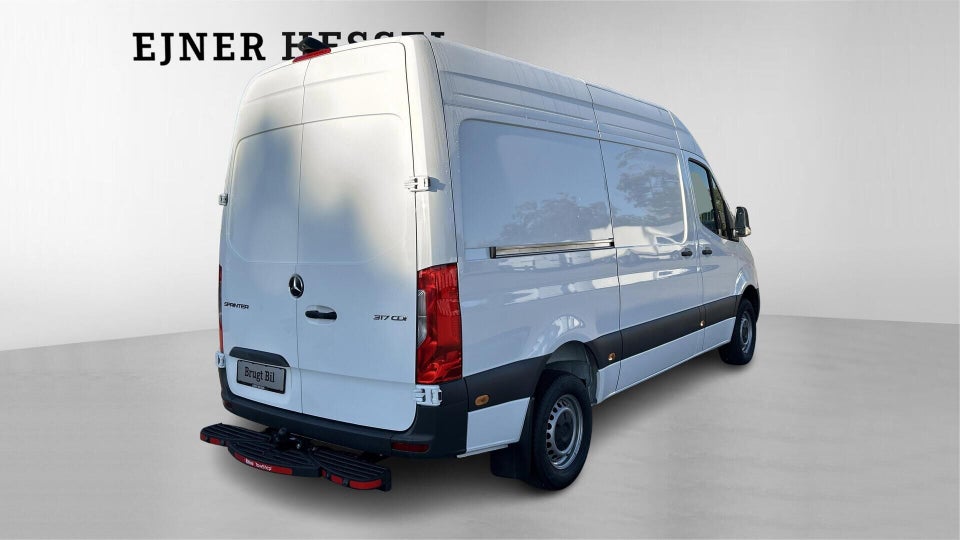 Mercedes Sprinter 317 2,0 CDi A2 Kassevogn aut. RWD